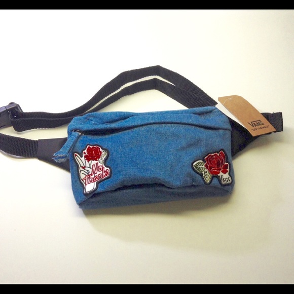 NWT VANS Denim Fanny Pack Embroidered Roses - Picture 2 of 6